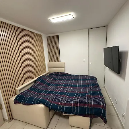 Апартаменты Cosy A Bellevue Proche Tram Et Centre